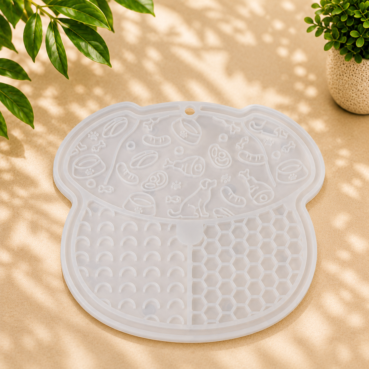 HappyTails Lick Mat – Stress-Relief Slow Feeder for Dogs & Cats