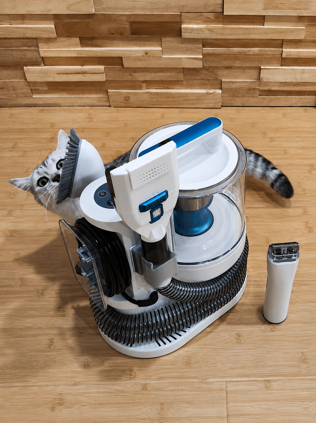 7-in-1 Professional Pet Grooming Vacuum Kit